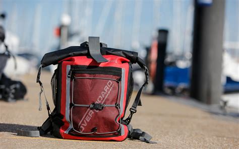 best waterproof bag for boating.